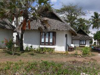 Jacaranda Indian Ocean Beach Resort